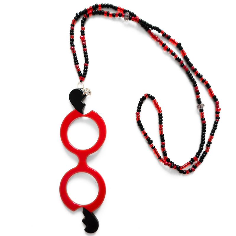COLGANTE-GAFAS CORAZON PARTÍO NEGRO - EDICIÓN 15 AÑOS