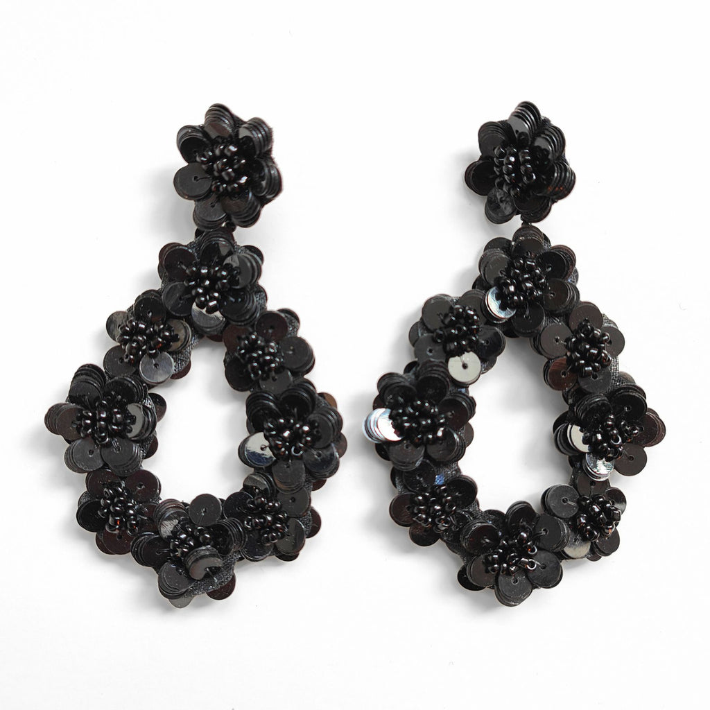 GOYA BLACK EARRINGS