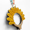 PENDANT-GLASSES MUSTARD DAISY